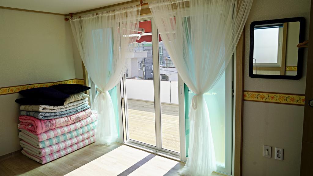 Yours Guesthouse In טונגיאונג מראה חיצוני תמונה